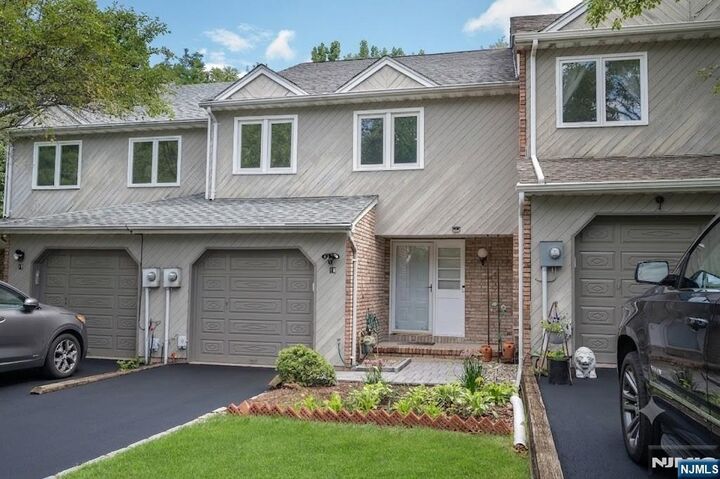 Property Photo: 18 Guilford Court NJ 07950
