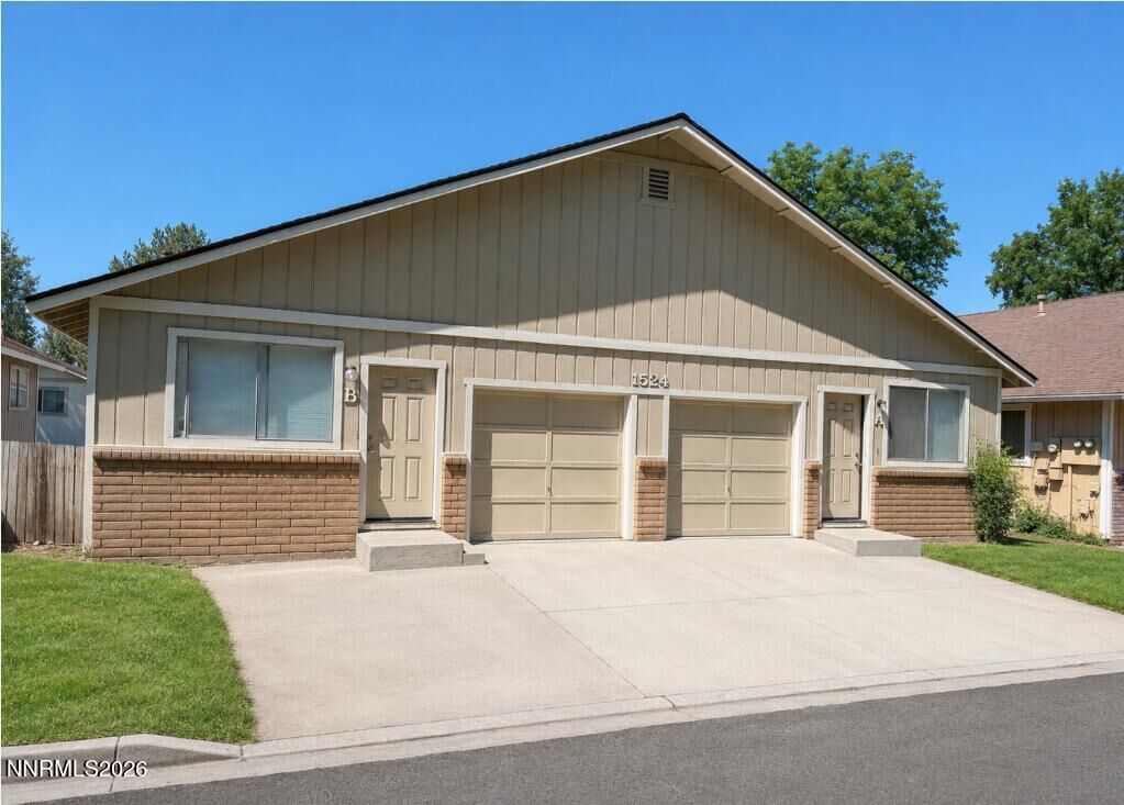 Property Photo: 1524 North Court NV 89410
