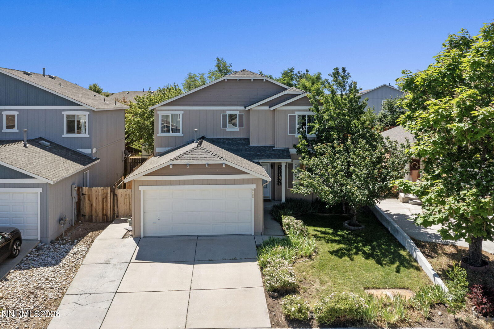 Property Photo: 9490 Autumn Leaf Way NV 89506