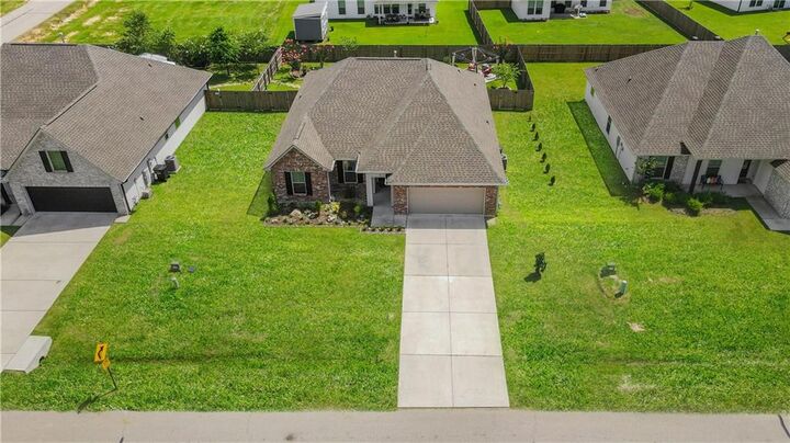 Property Photo: 20607 Stone House Road LA 70401