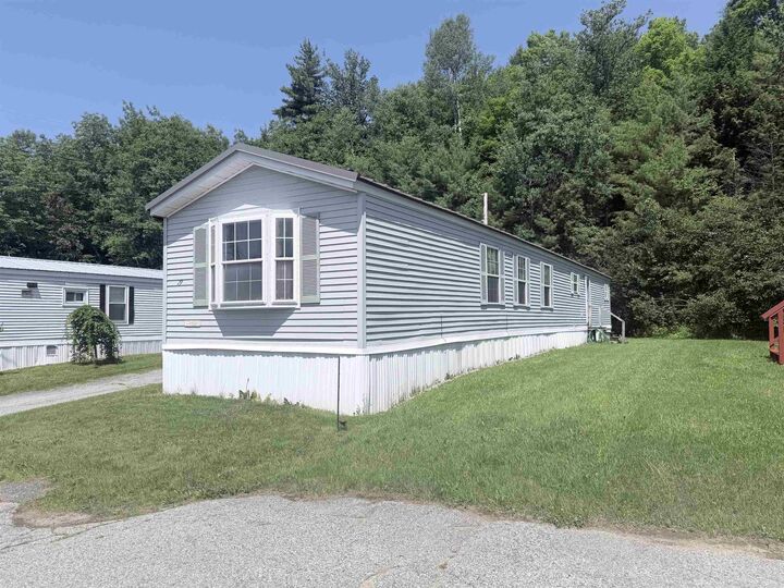 Property Photo:  19 Hilltop Manor Mobile Home Park  NH 03561 