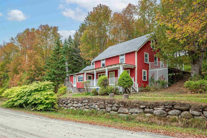 190 Lakeview Crescent — photo 1