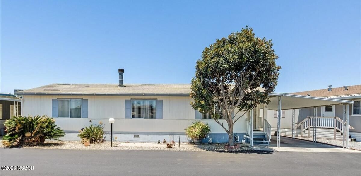 Property Photo:  1095 W McCoy Lane 91  CA 93455 