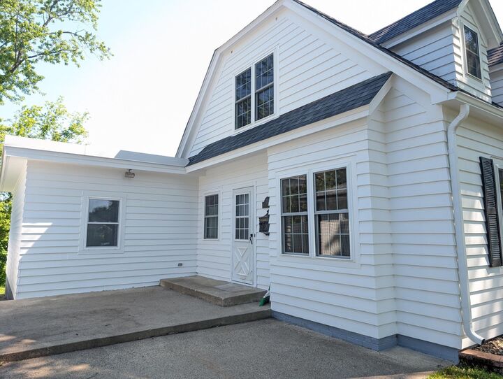 Property Photo:  722 1st Avenue SE  MN 56347 