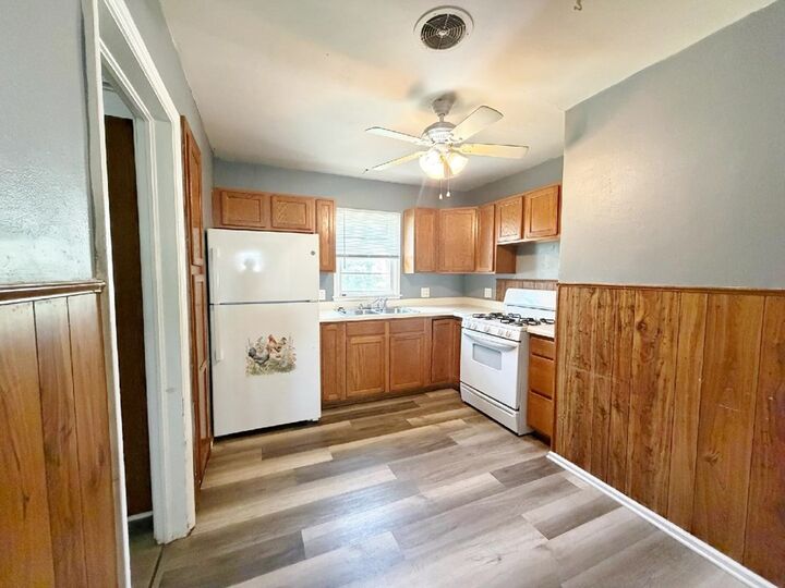 Property Photo: 609 W Patterson Street MO 63501