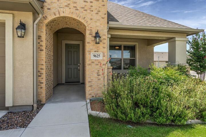 Property Photo: 9625 Heartwood Drive TX 76207