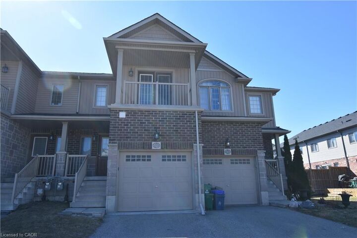 Property Photo: 52 Meadowridge Street ON N2P 0E2
