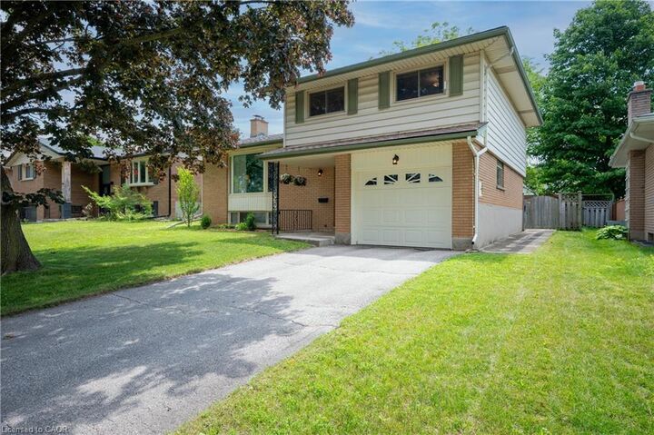 Property Photo: 99 Lorraine Avenue ON N2B 2N1