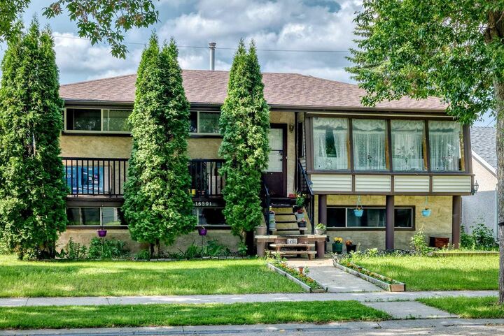Property Photo:  16501 106 Avenue NW  AB T5P 0X1 