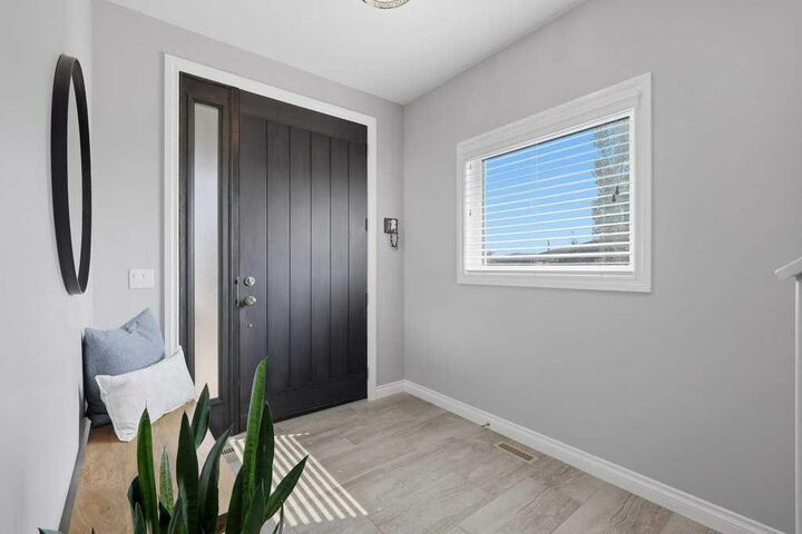 Property Photo:  23 Vanveller Way  AB T4S 0M4 
