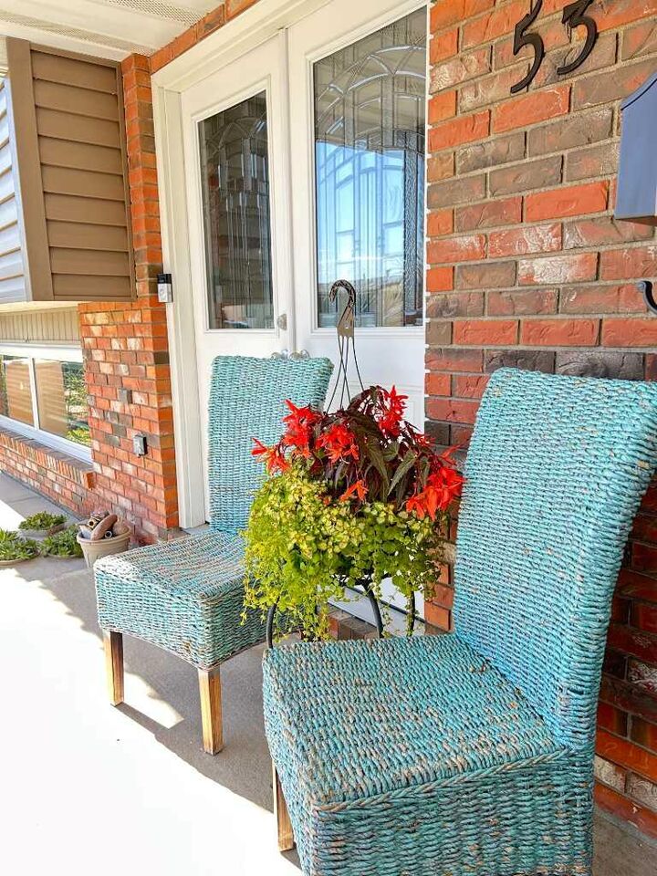 Property Photo:  53 Carswell Road SE  AB T1B 1L9 