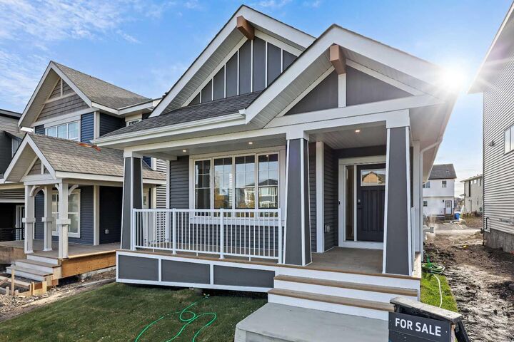 Property Photo: 116 Mitchell Walk NW AB T3R 2G2