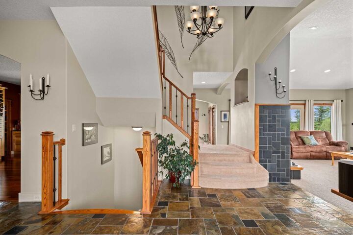 Property Photo: 100 Ravencrest Drive AB T1S 0E8