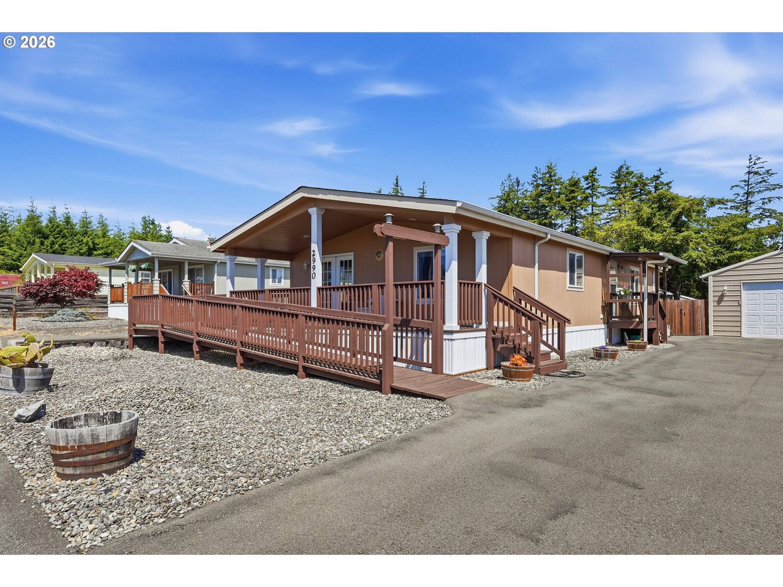 Property Photo: 2990 Knott Ter OR 97420