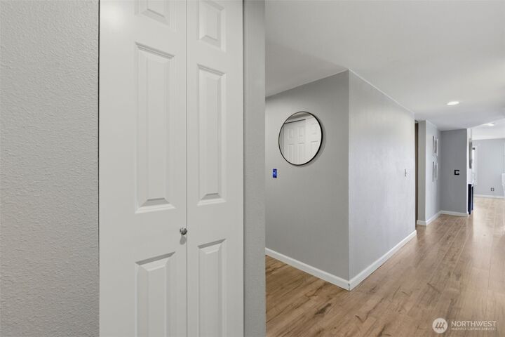 Property Photo:  904  East Bay Drive NE B302  WA 98506 