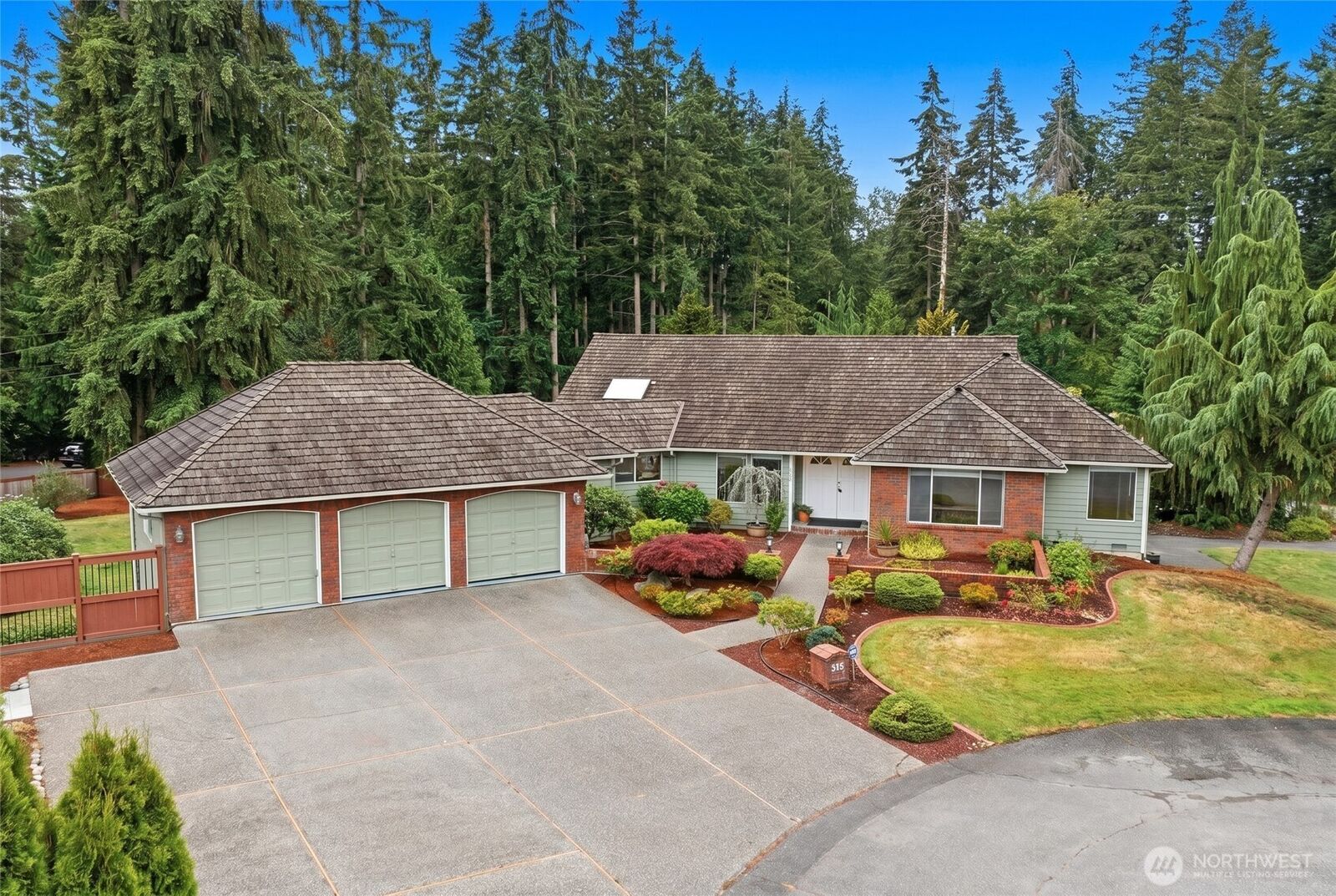 Property Photo:  226  174th Street SW  WA 98012 
