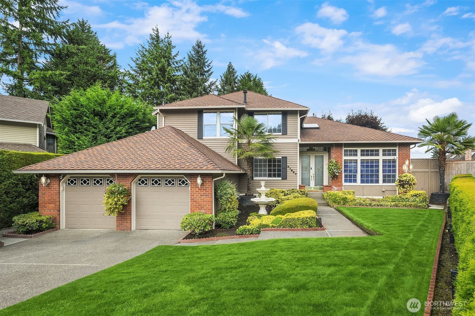 Property Photo:  32807  12th Avenue SW  WA 98023 