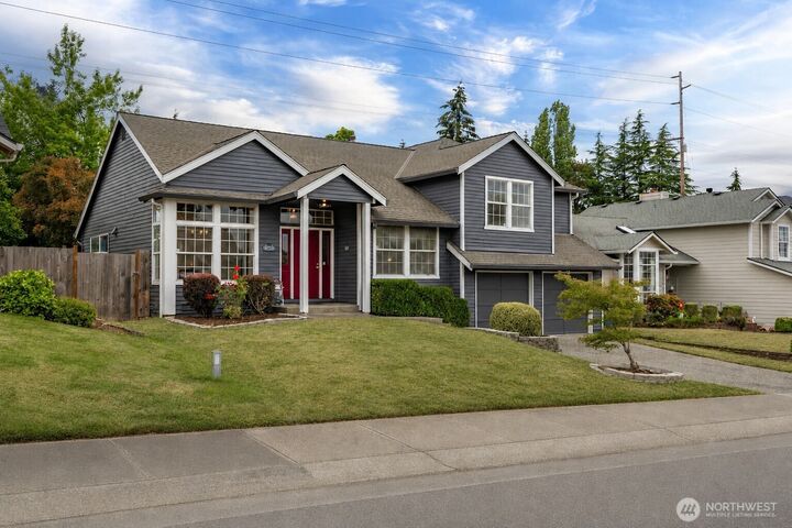 Property Photo: 32719 20th Avenue SW WA 98023