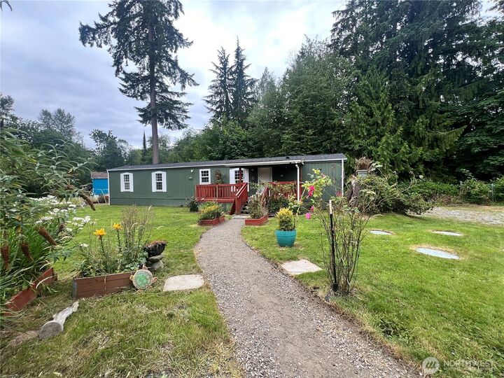 Property Photo:  1530  148 Street NE 24  WA 98223 