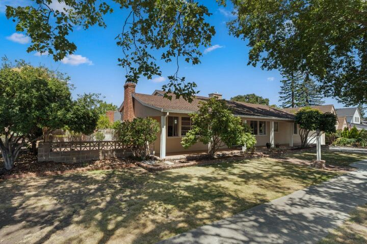 Property Photo:  101 King Street  CA 94062 