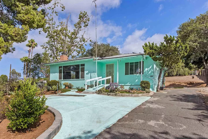 Property Photo: 2439 Patterson Rd CA 92027