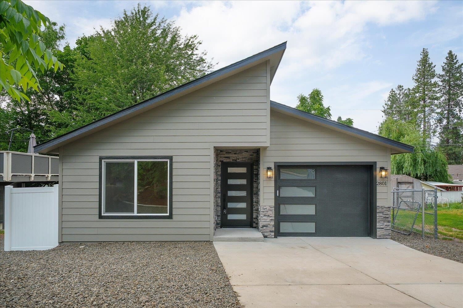 Property Photo: 2801 E 17th Ave WA 99223