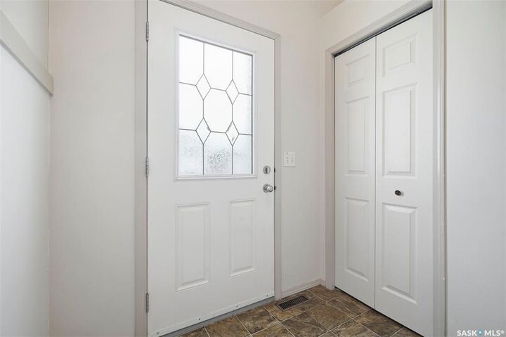 Property Photo: 835-837 Rutherford Way SK S7N 0H1
