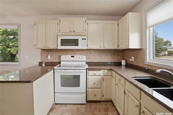 Property Photo:  1811 Bowers Drive  SK S9A 3A3 