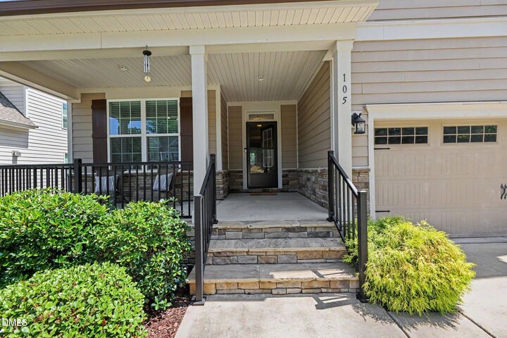 Property Photo: 105 Demond Circle NC 27513
