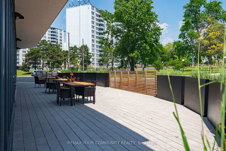 Property Photo: 1461 Lawrence Avenue 1504 ON M6L 0A6