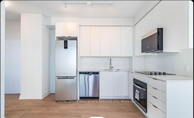 Property Photo: 2920 Highway 7 Boulevard 3605 ON L4K 0P4