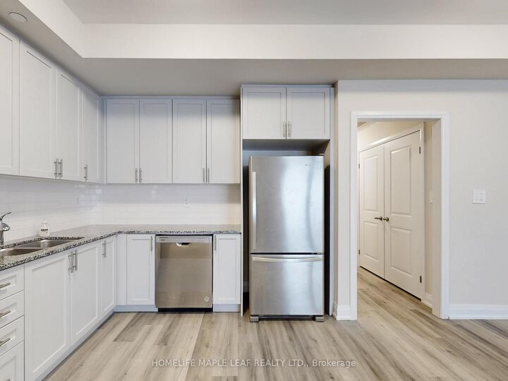 Property Photo: 1569 Rose Way 124 ON L9E 1N4