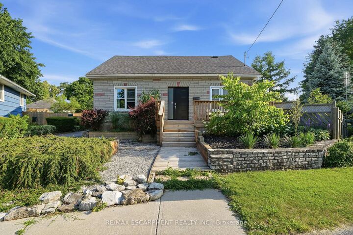 19 Victoria Street — photo 1