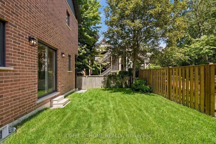 Property Photo: 279 Hess Street S ON L8P 3P6