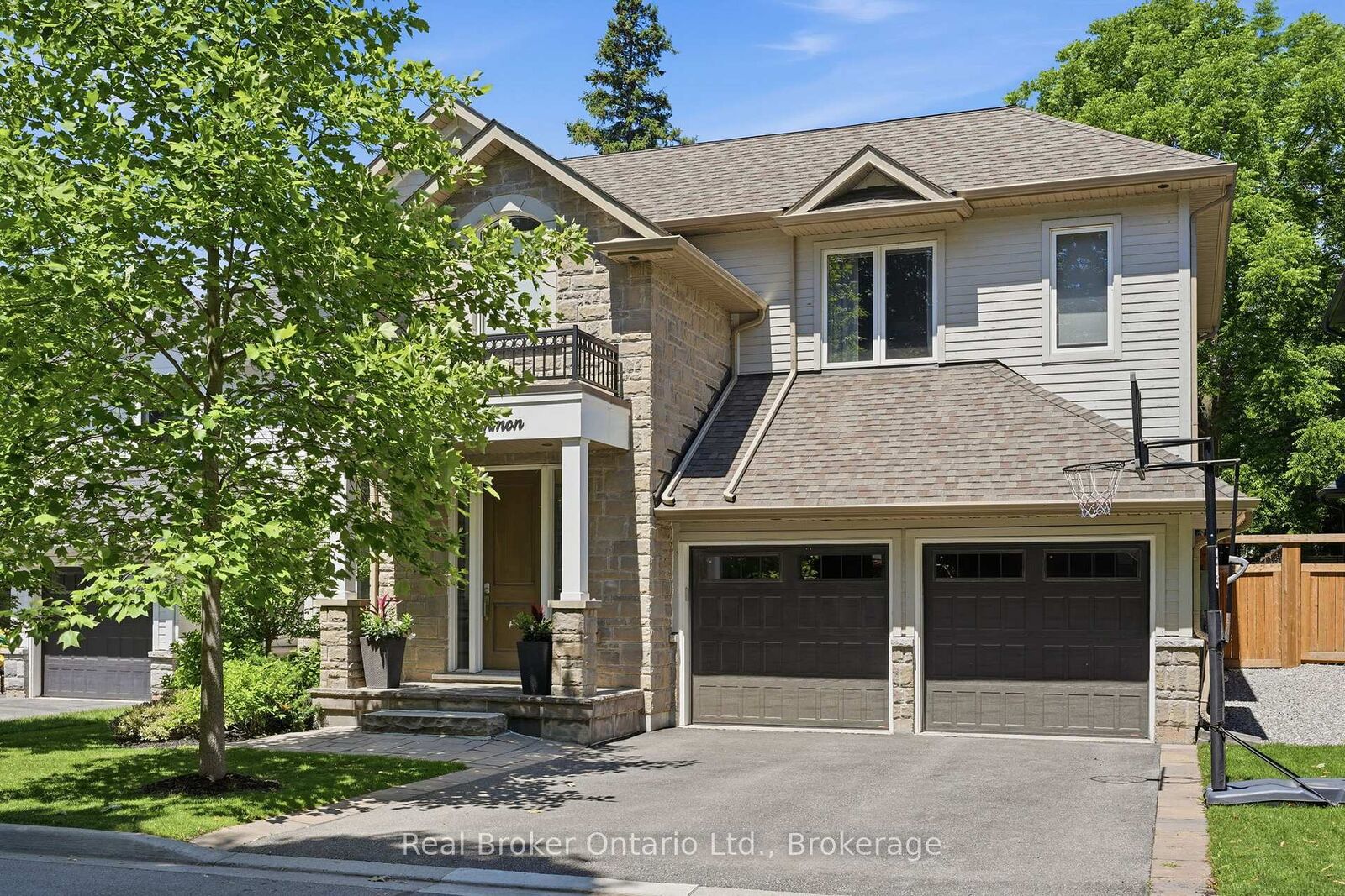 Property Photo: 2541 Kate Common ON L6L 0E9