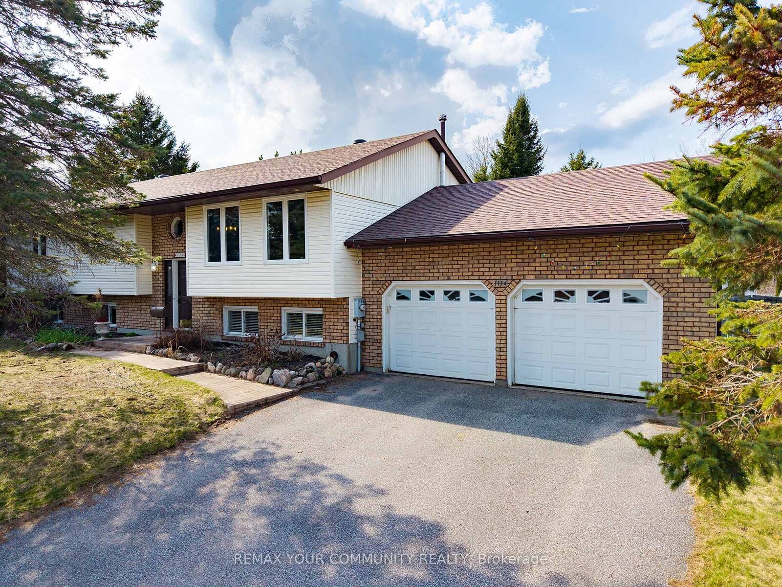 Property Photo:  1114- Marcellus Drive  ON L4R 5J1 