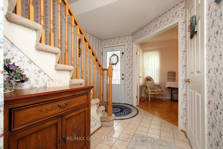 Property Photo:  65 Cheviot Crescent  ON L6Z 4G9 