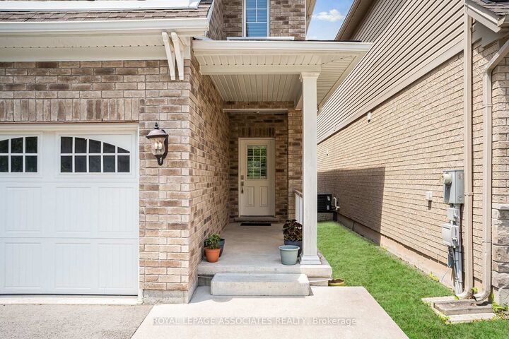Property Photo:  6117 Eaglewood Drive  ON L2G 0A7 