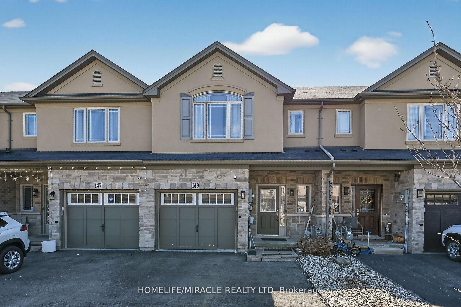 Property Photo: 149 Kinsman Drive ON L0R 1C0