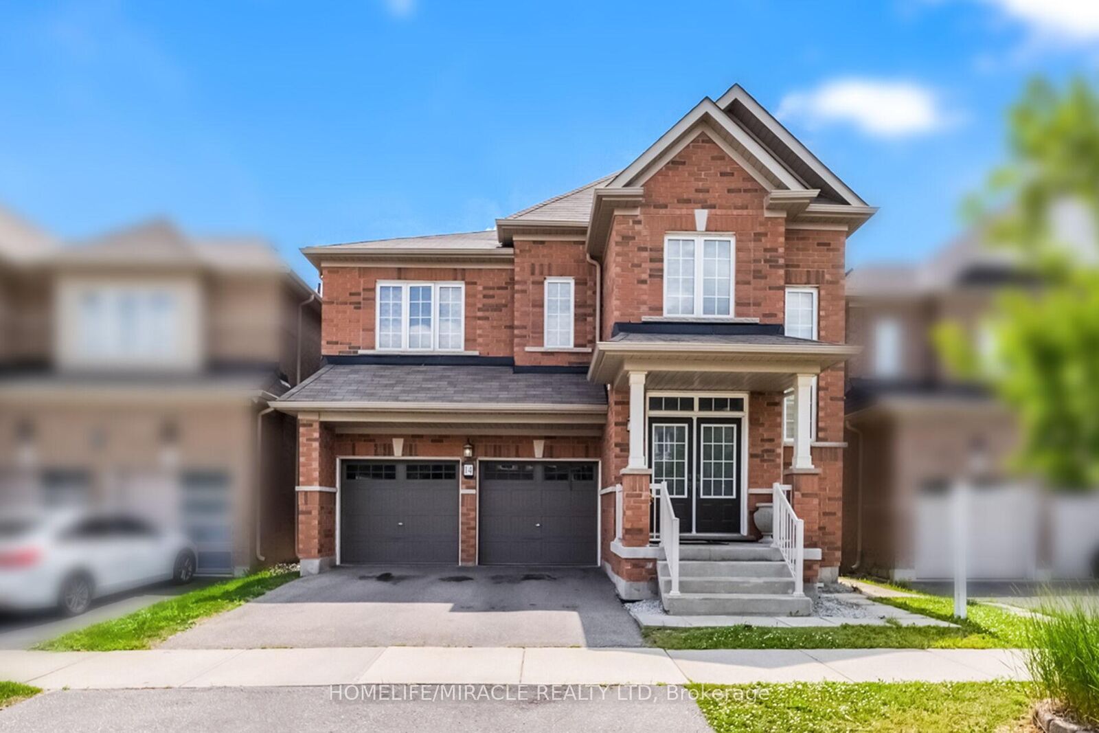 Property Photo:  14 Abercrombie Crescent  ON L7A 4N1 