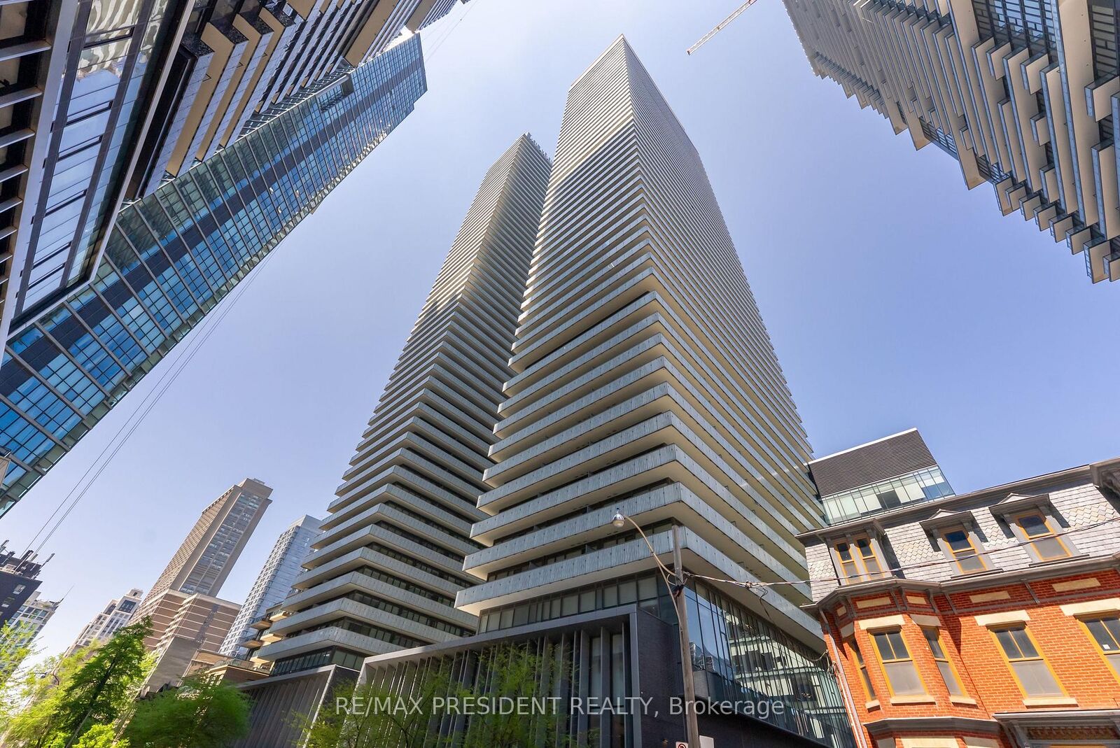 Property Photo:  50 Charles Street E 2715  ON M4Y 0C3 