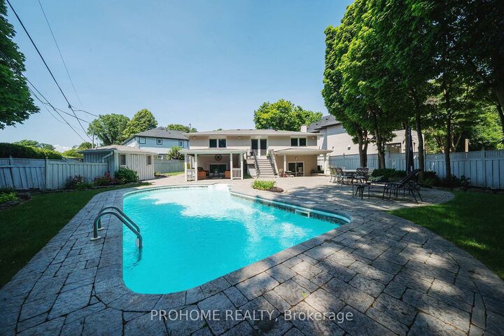 Property Photo: 16 Tuscay Court ON L3R 1V1
