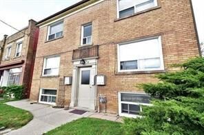 Property Photo:  202 O'Connor Drive 3  ON M4J 2T1 