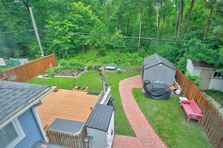 Property Photo: 1965 Rosebella Avenue ON K1T 1G6