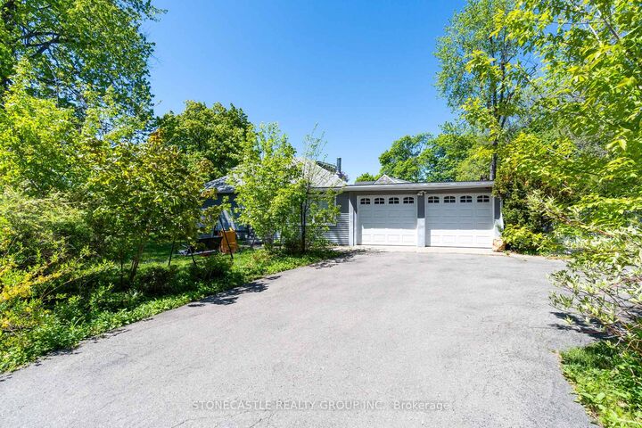 Property Photo: 151 Richmond Street ON L4C 3Y7