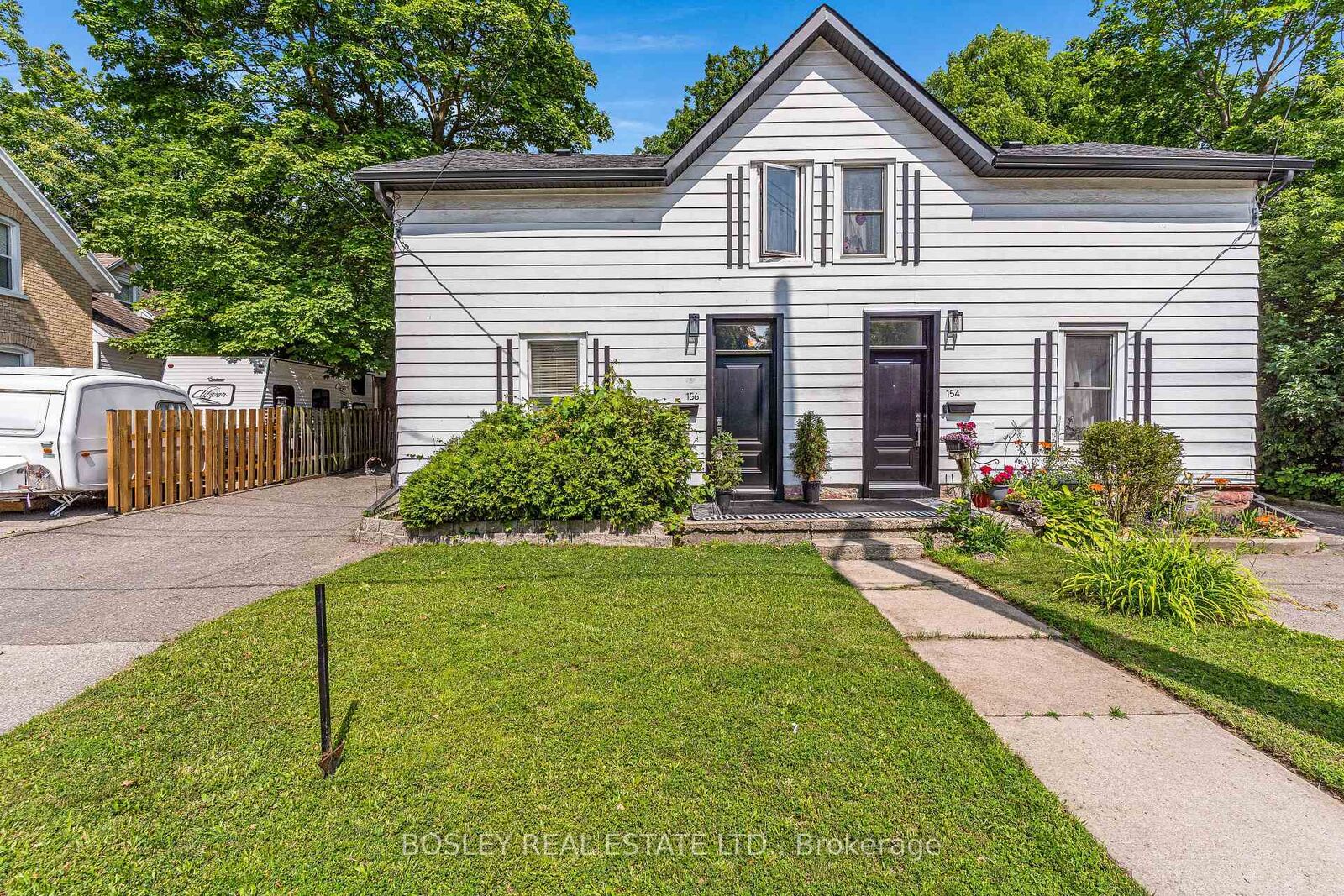 Property Photo: 156 St. Andrews Street ON N1S 1N3