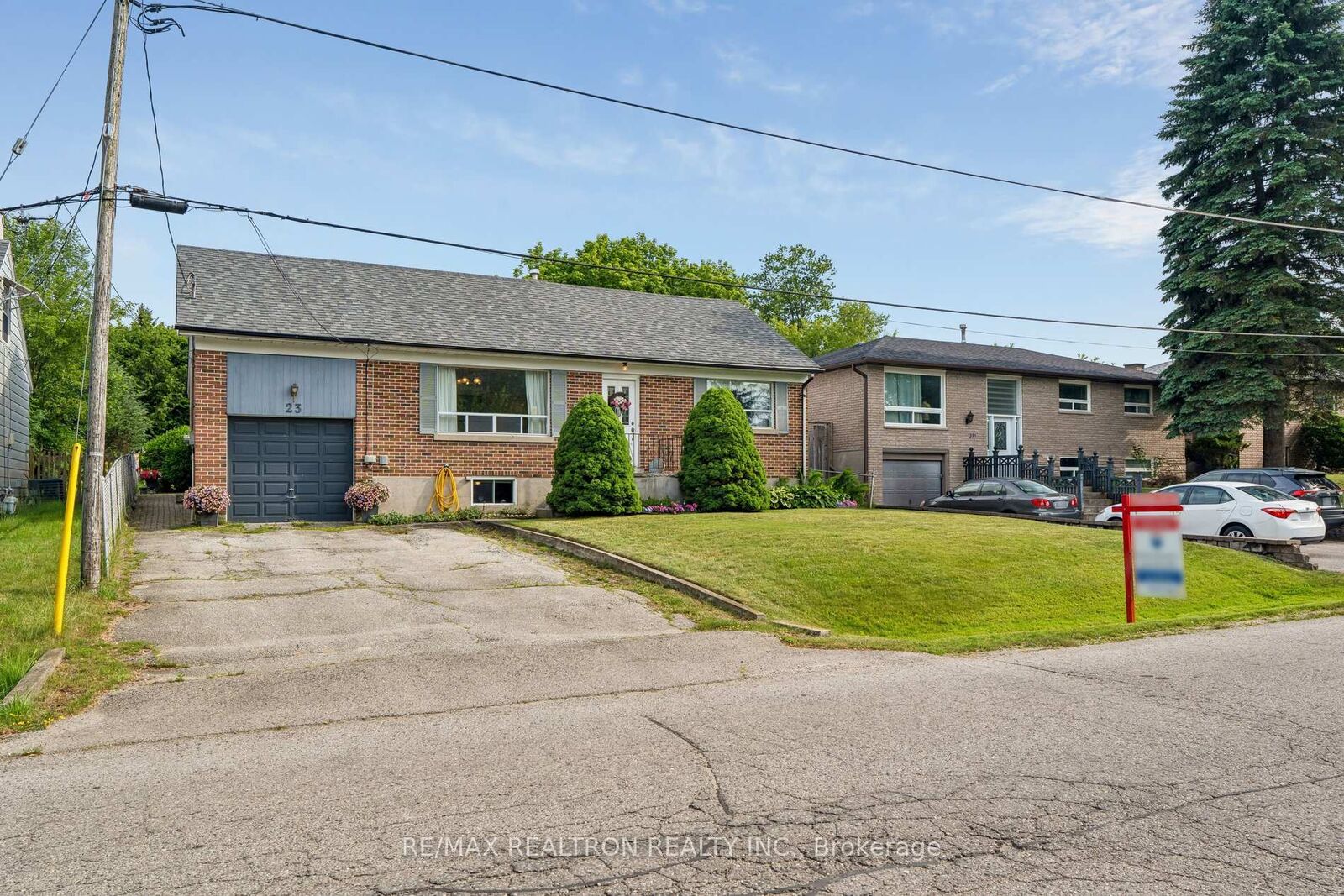 Property Photo:  23 George Street  ON L4E 2V7 