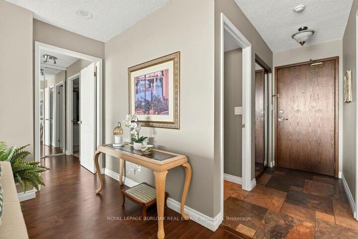 Property Photo: 1276 Maple Crossing Boulevard 1406 ON L7S 2J9