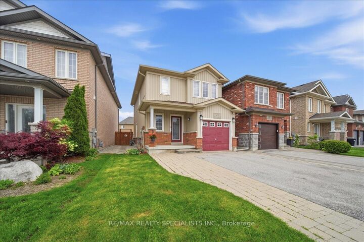 Property Photo:  41 Armstrong Crescent  ON L3Z 0L1 