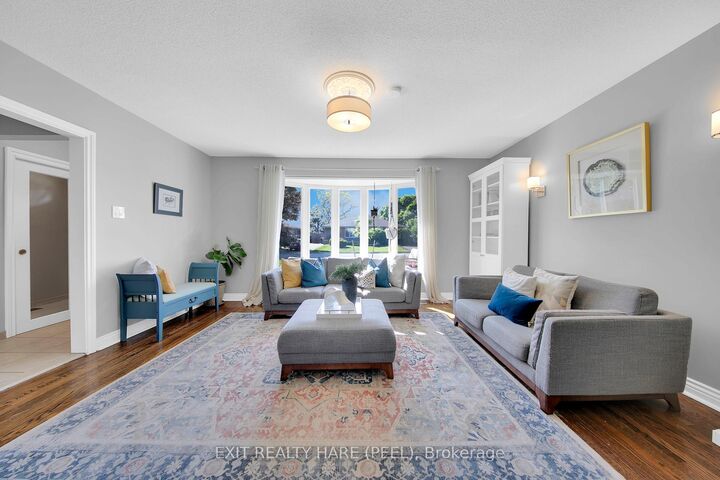 Property Photo:  84 Addington Crescent  ON L6T 2R3 